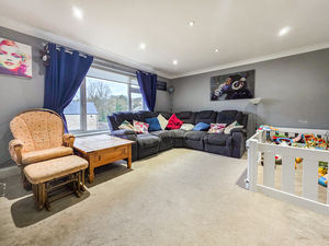 Photo 13- click for photo gallery